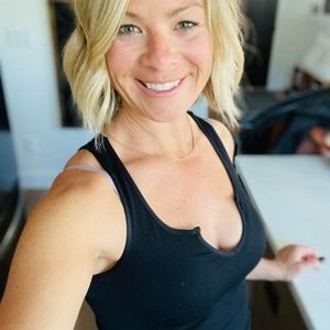 Meet your Posher, Noelle